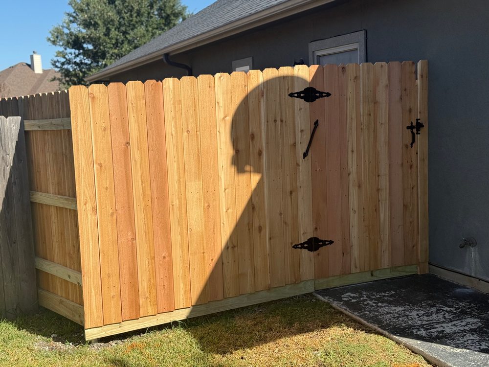 fence contractor Driftwood TX
